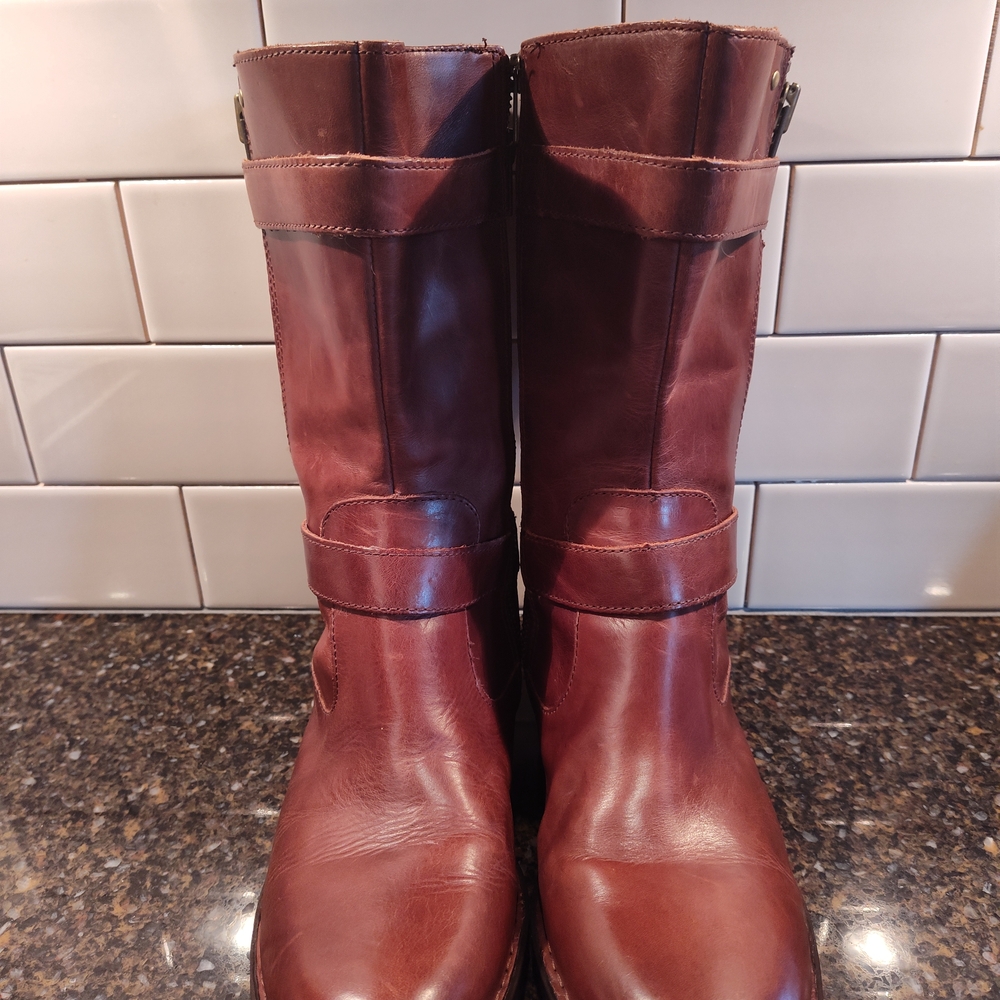 Born Women's Brown Heeled Boots
